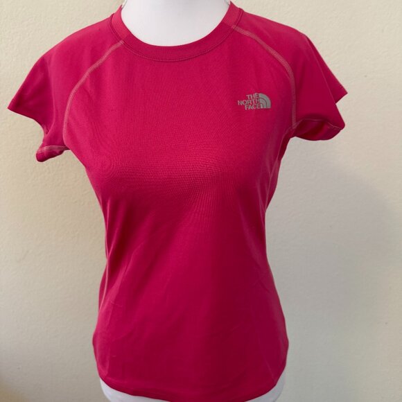 The North Face Short Sleeve Top | Bright Pink | Sz Small | Sporty & Activewear - Picture 1 of 6